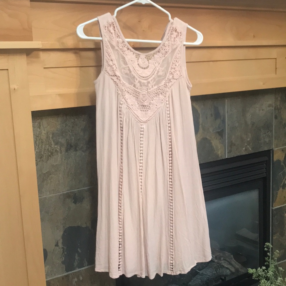 Summer Sale! ☀️💕 Soft Pink Lace Dress Women’s XS